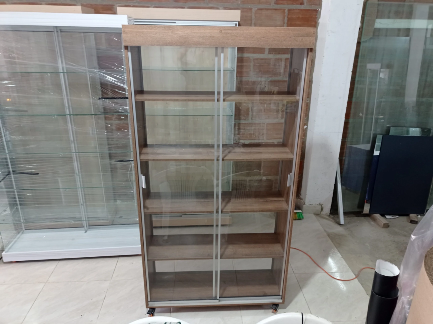 Módulo 100x190x35 Amaretto, Fondo Transp, Entrepaños en madera, Fr Detras, H